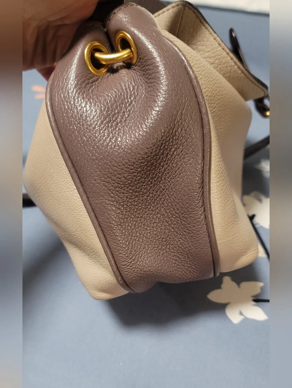 Marc by Marc Jacobs Taupe/Brown Pebbled Leather Shoulder/Crossbody Bag - Picture 10 of 16